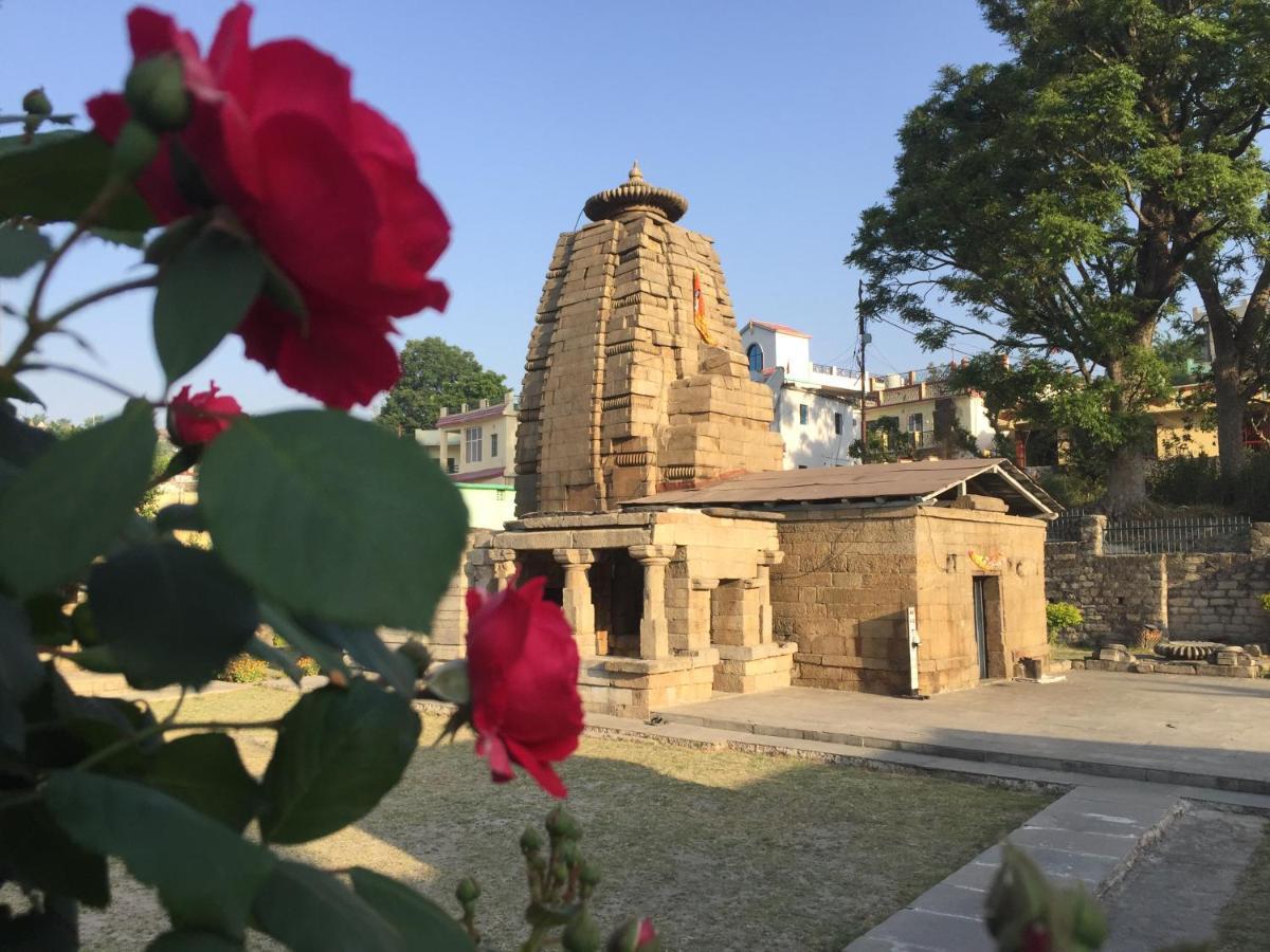 Katyuri Kings Divine Stay- Babaji'S Cave Dwarahat Luaran gambar