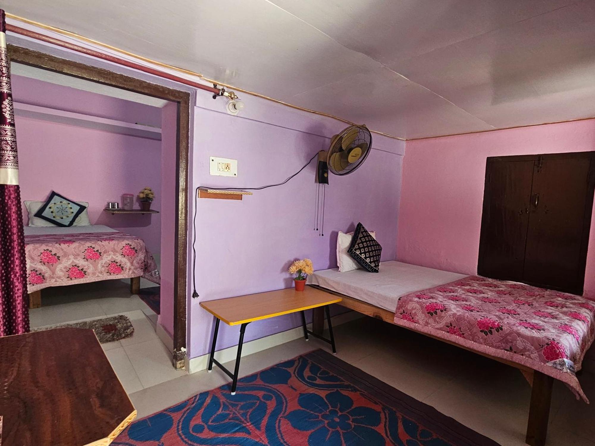 Katyuri Kings Divine Stay- Babaji'S Cave Dwarahat Bilik gambar